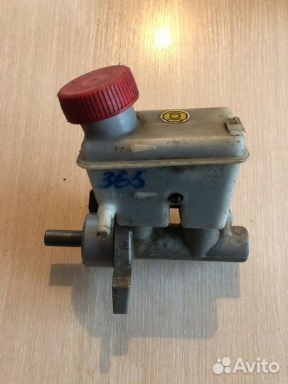 Главный тормозной цилиндр Chevrolet Lacetti