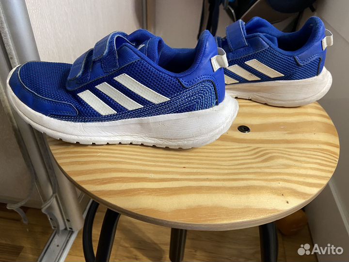 Кроссовки adidas