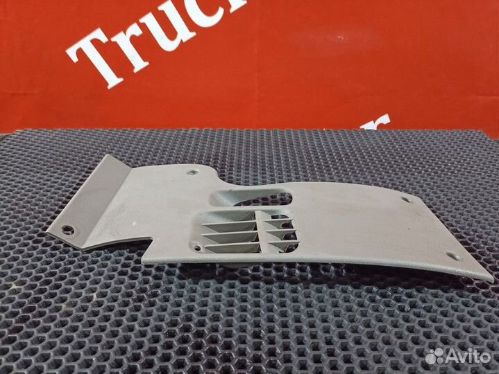 Накладка на торпедо Daf XF105, Daf XF95