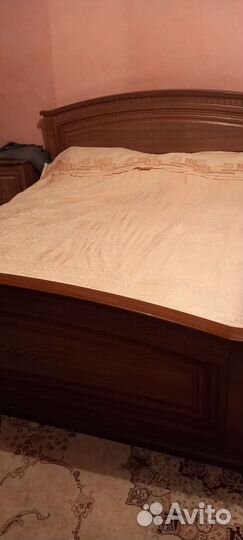 Спальный гарнитур бу