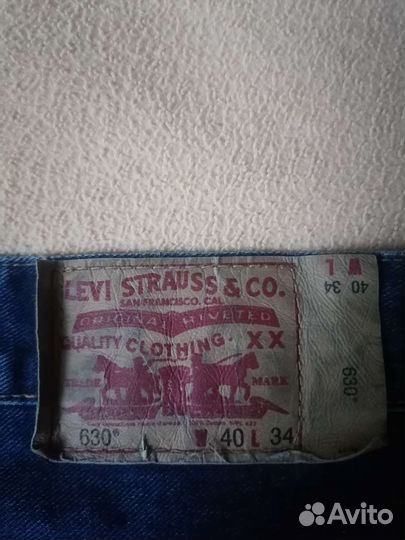 Джинсы Levi's 630