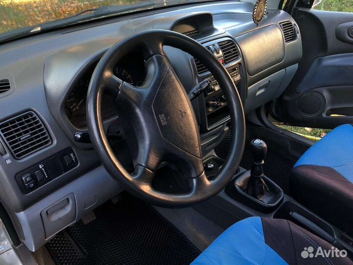Mitsubishi Space Star 1.3 МТ, 2002, 327 560 км