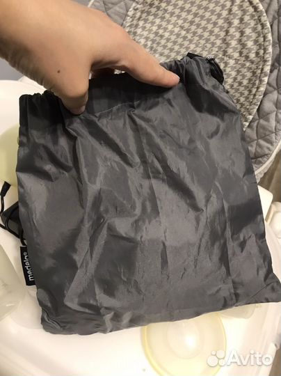 Молокоотсос medela электрический