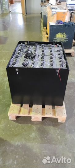 Тяговая батарея новая для погрузчика