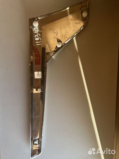 Накладка на Фару Левая Toyota land Cruiser 200 202