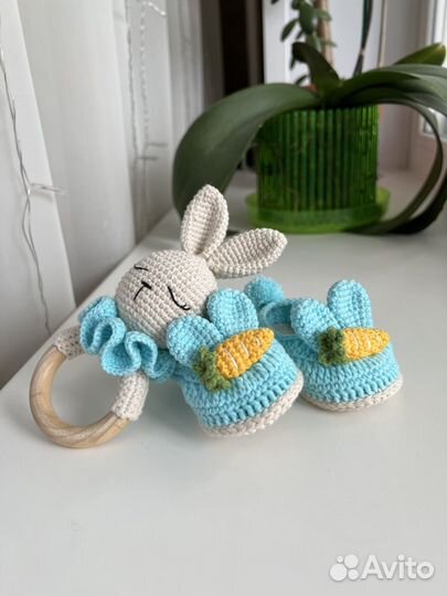 Набор (пинетки, грызунок-погремушка)