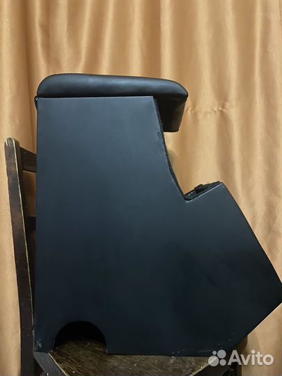Подлокотник УАЗ хантер