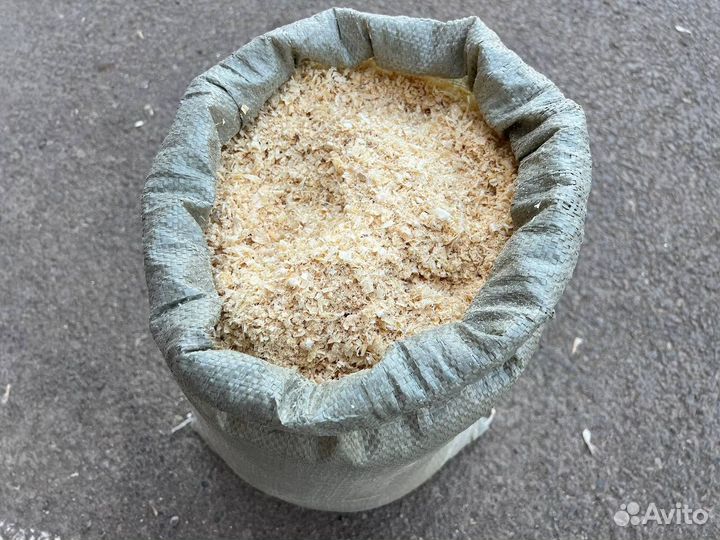 Опилки в мешках