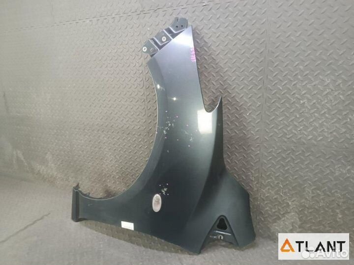 Крыло переднее левое mazda demio