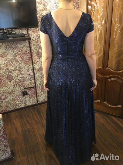 Вечернее платье