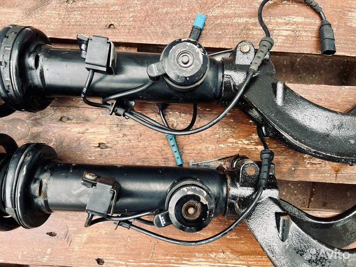 Стойки амортизатора BMW передние левые Bmw X6 M