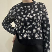 Свитер женский