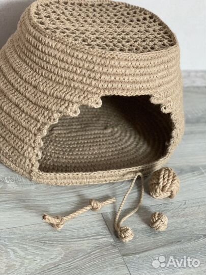 Домик лежанка для кошки и собаки