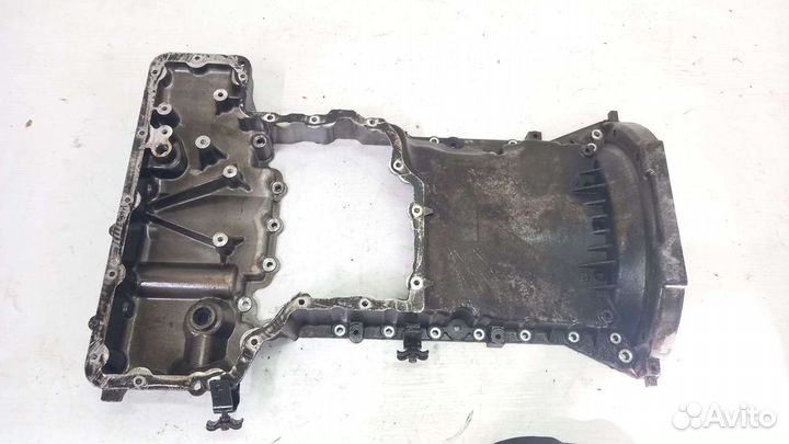 Поддон верхний Mercedes W251 R-class 642