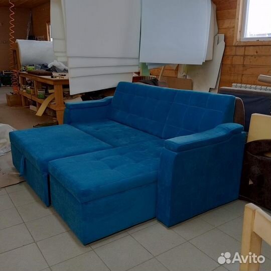 Диван