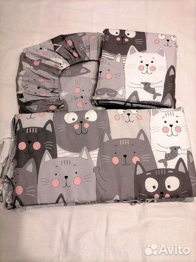 Бортики в кроватку