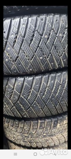 Goodyear Ultragrip Ice Arctic 215/60 R16