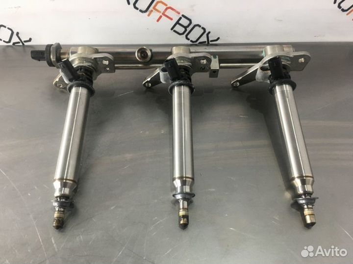 Топливная рампа Mercedes C-Class C204 M276 3.5I