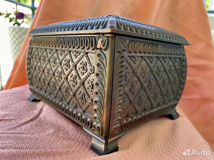 Шкатулка ларец СССР металлическая большая