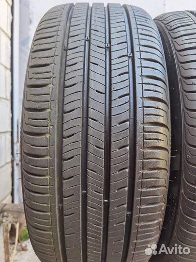 Kumho Solus TA31 215/50 R17 95V