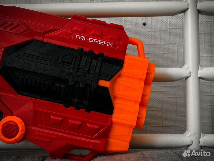 Пистолет бластер Nerf TRI-break