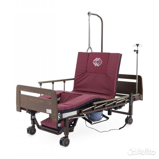 Кровать для лежачих больных с электроприводом