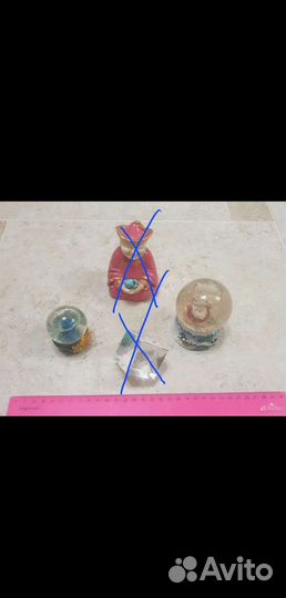 Статуэтки много, разные