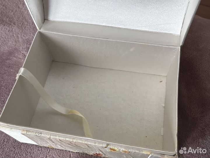 Шкатулка для украшений