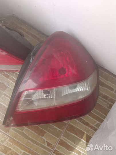 Задний стоп сигнал nissan tiida latio правый