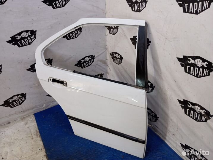 Дверь задняя правая BMW 3 E36