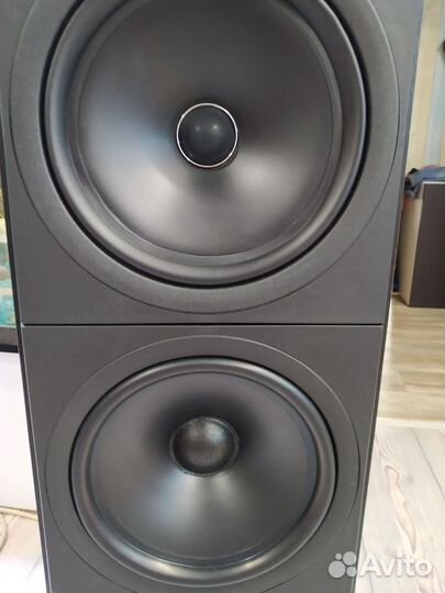 Акустические колонки KEF Q80