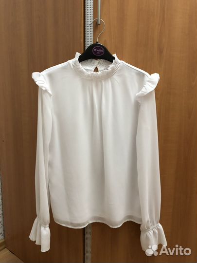 Блузка белая