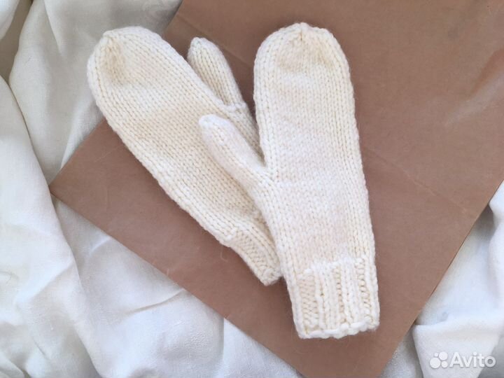 Варежки вязаные ручной работы