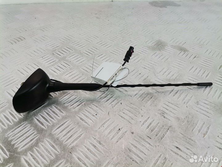 Антенна Opel Meriva 2 (B) рест. 2016 13288181