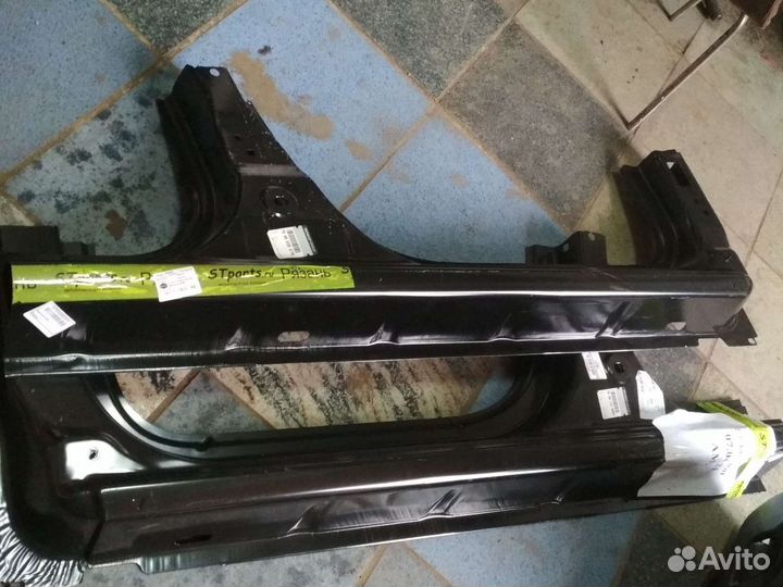 Порог правый логан с2014 года оригинал