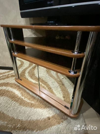 Тумба под телевизор