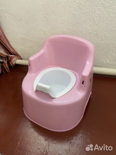 Ванночка для купания и горшок