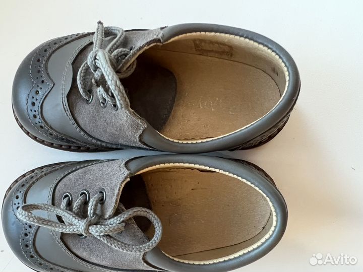 Полуботинки, туфли кожаные состояние нового 23