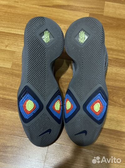 Кроссовки Nike Kyrie 3 Оригинал 11US 29см