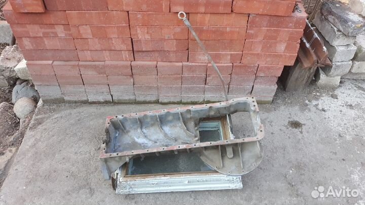 Поддон-картер на Мерседес-123