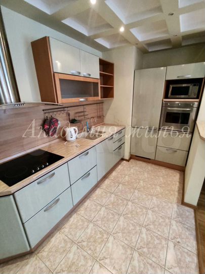 1-к. квартира, 60 м², 3/6 эт.