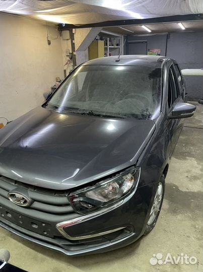 Лобовое стекло на LADA granta/ kalina