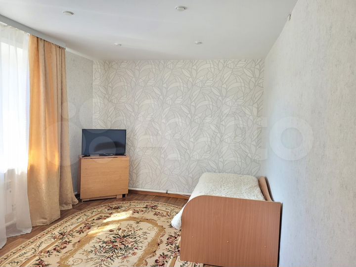 2-к. квартира, 41 м², 1/3 эт.