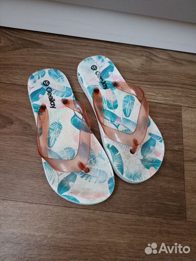 Сандалии для девочки