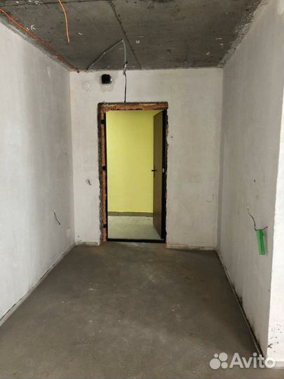 Прораб с бригадой