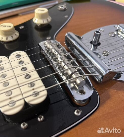 Fender Jazzmaster, бридж USA, серия Player