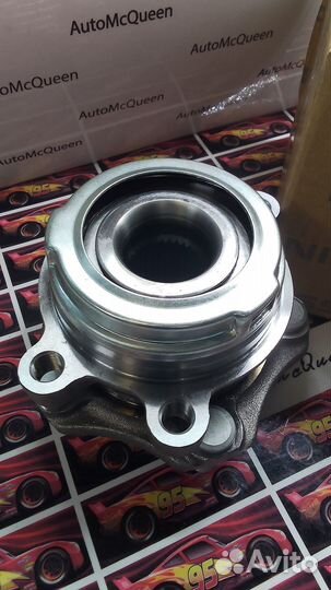 Nissan 402023JK0B Ступица передняя