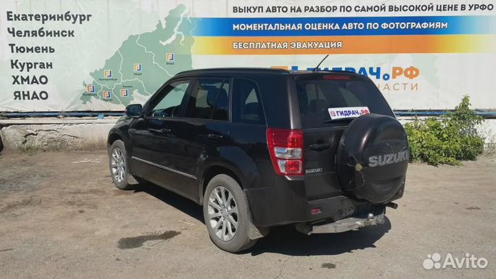 Направляющая стекла двери задней левой Suzuki Grand Vitara (JT) 81780-65J01