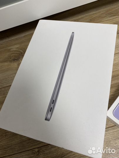 Коробка от macbook pro