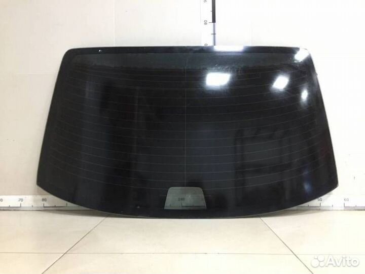 Б/У Стекло заднее 8457155G00 suzuki